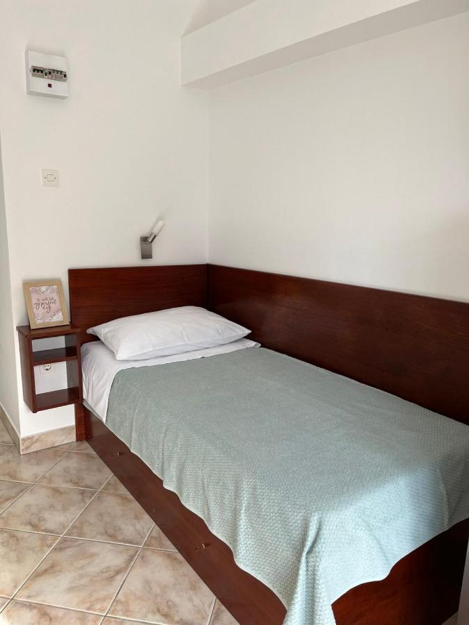 Apartments Marinovic Brzac Ngoại thất bức ảnh
