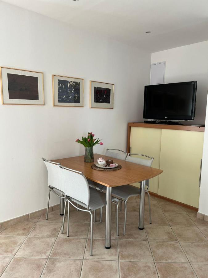 Apartments Marinovic Brzac Ngoại thất bức ảnh