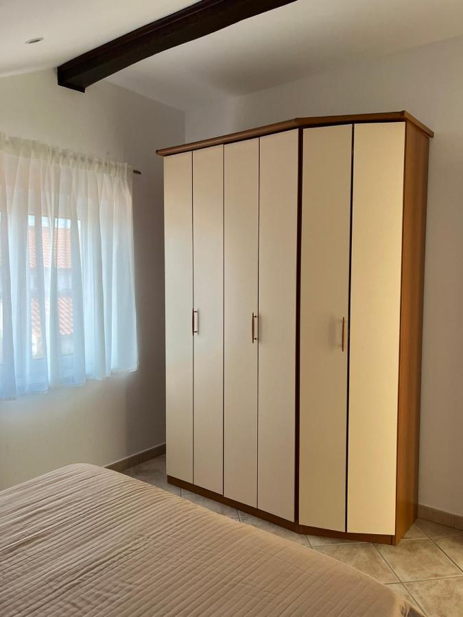 Apartments Marinovic Brzac Ngoại thất bức ảnh